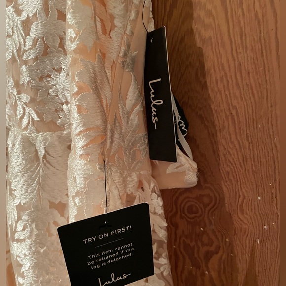 Lulus maxi white and peach lace dress - Picture 3 of 5